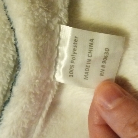 Blanket - Picture 4 of 4